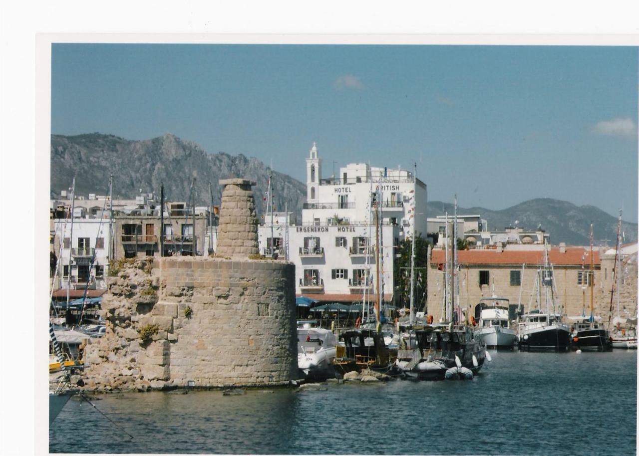 Kyrenia British Harbour Hotel Exteriör bild